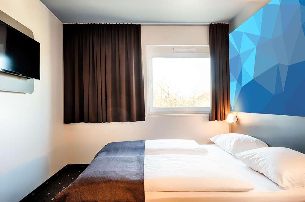 B&B Hotel Villingen-Schwenningen Szoba fotó
