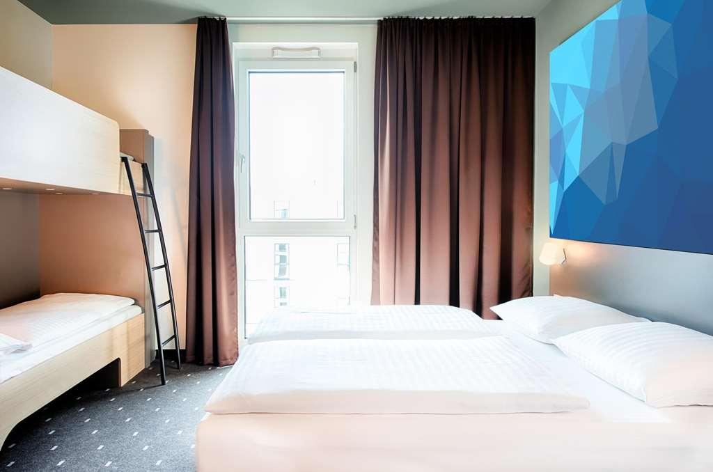 B&B Hotel Villingen-Schwenningen Szoba fotó