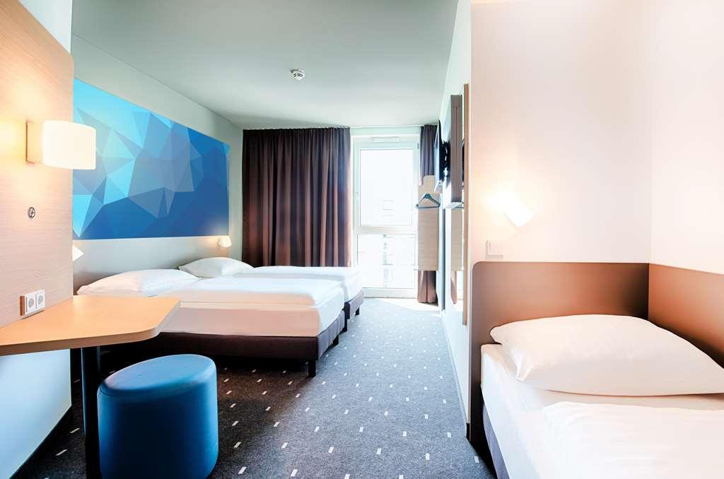 B&B Hotel Villingen-Schwenningen Szoba fotó